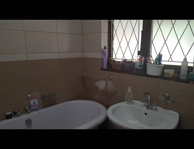 3 BEDROOM HOUSE TO LET IN CHASE VALLEY
